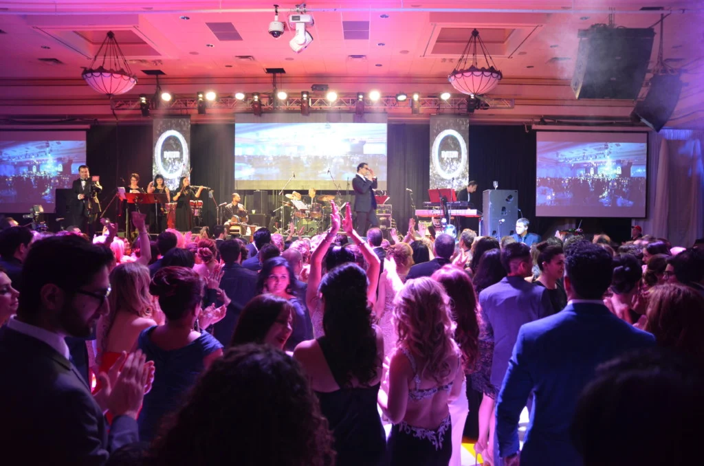 5 Reasons to Hire Event Production Services